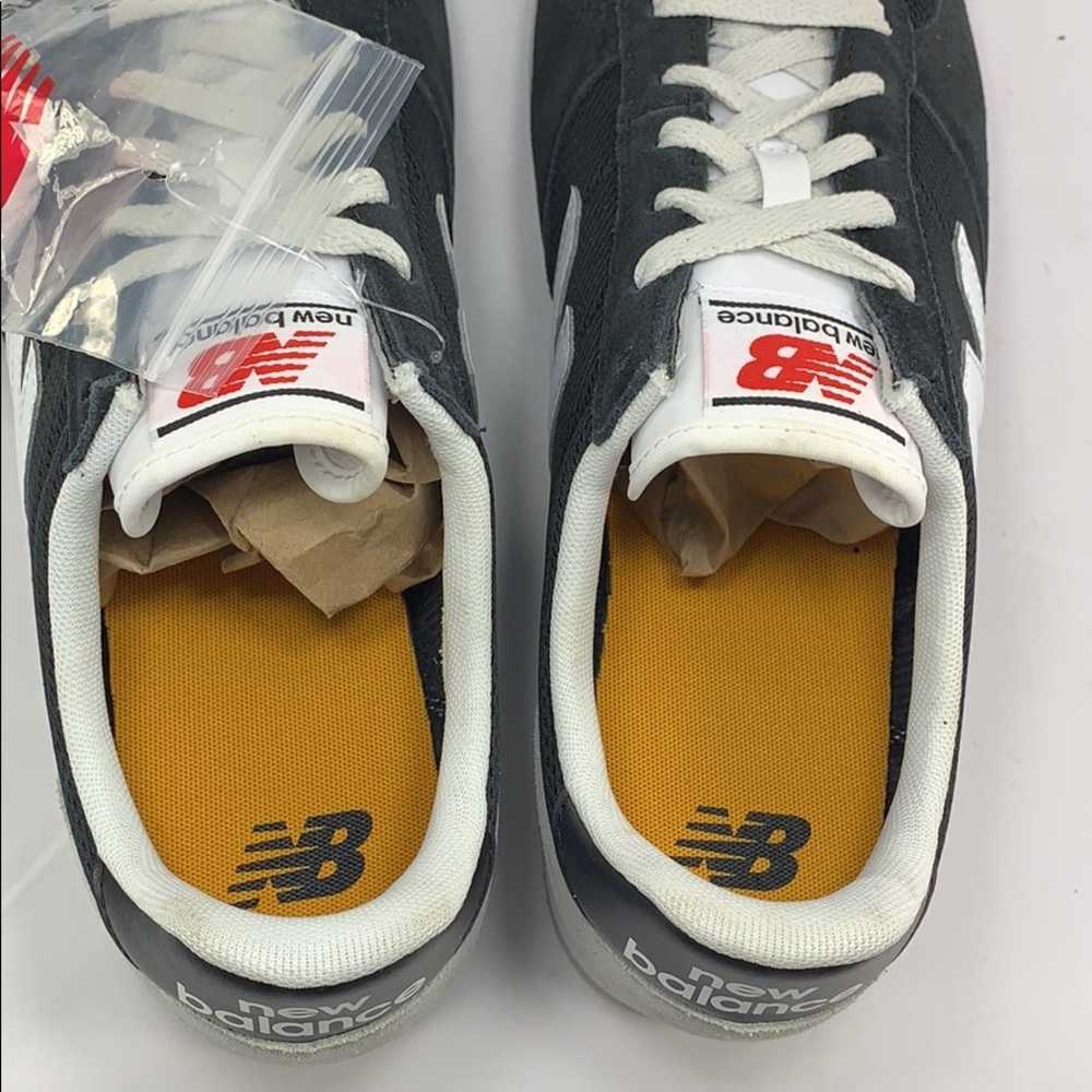 🆕 New Balance Classics Blck/White Sz 10.5 - Picture 10 of 11